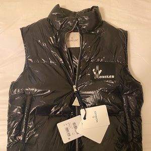 Moncler banker gilet vest men sz 3